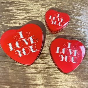 New Vintage Set of 3 Metal Tin “I Love You” Heart Shape Red❤️White 4.5” 3.5” 2.5